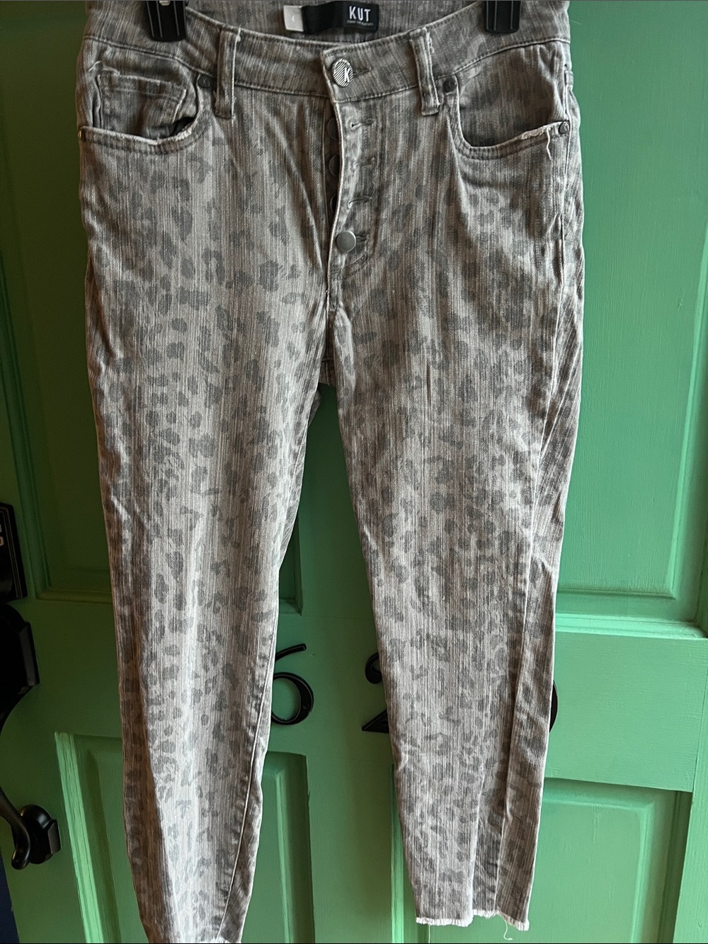 Kut from the Kloth Gray Leopard-Print Skinny Jeans